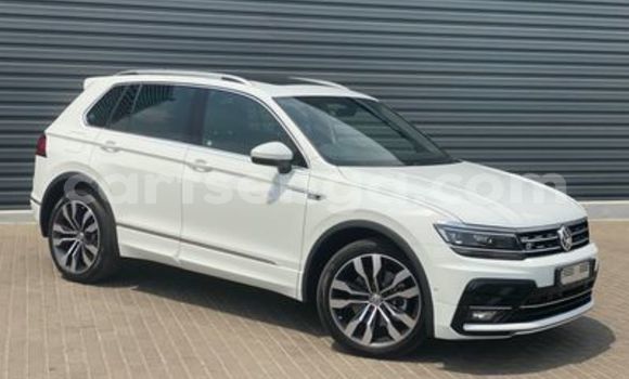 Acheter Occasion Voiture Volkswagen Tiguan Blanc à Bulembu, Hhohho Acheter Occasion Voiture Volkswagen Tiguan Blanc à Bulembu, Hhohho