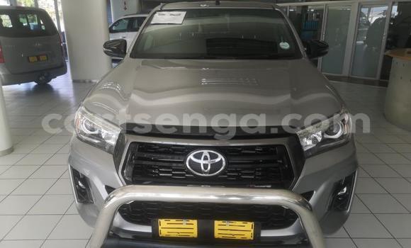 Buy Used Toyota Hilux Silver Car in Mbabane in Manzini Buy Used Toyota Hilux Silver Car in Mbabane in Manzini