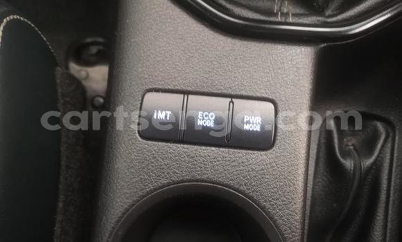 Buy Used Toyota Hilux Silver Car in Mbabane in Manzini Buy Used Toyota Hilux Silver Car in Mbabane in Manzini