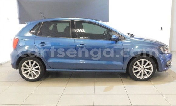 Buy Used Volkswagen Polo Blue Car in Bhunya in Manzini Buy Used Volkswagen Polo Blue Car in Bhunya in Manzini