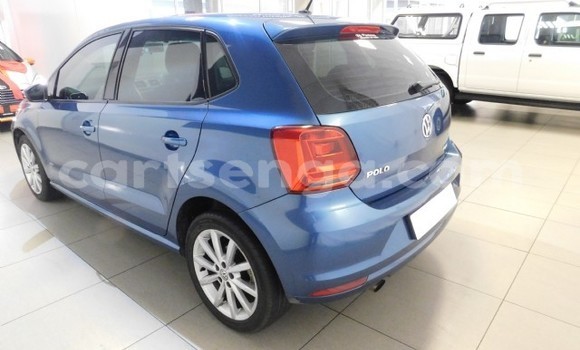 Buy Used Volkswagen Polo Blue Car in Bhunya in Manzini Buy Used Volkswagen Polo Blue Car in Bhunya in Manzini