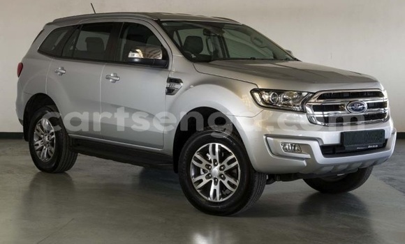 Buy Used Ford Everest Silver Car in Mbabane in Manzini Buy Used Ford Everest Silver Car in Mbabane in Manzini