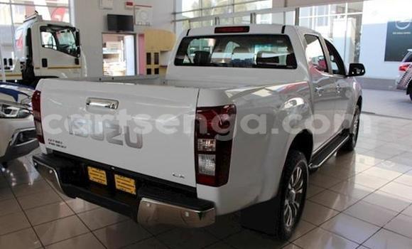 Buy Used Isuzu KB White Car in Big Bend in Lubombo Buy Used Isuzu KB White Car in Big Bend in Lubombo