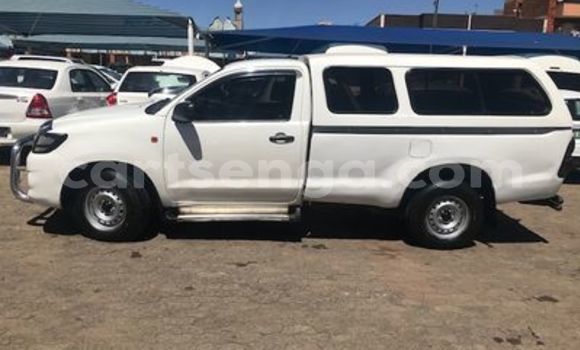 Acheter Occasion Voiture Toyota Hilux Blanc à Big Bend, Lubombo Acheter Occasion Voiture Toyota Hilux Blanc à Big Bend, Lubombo
