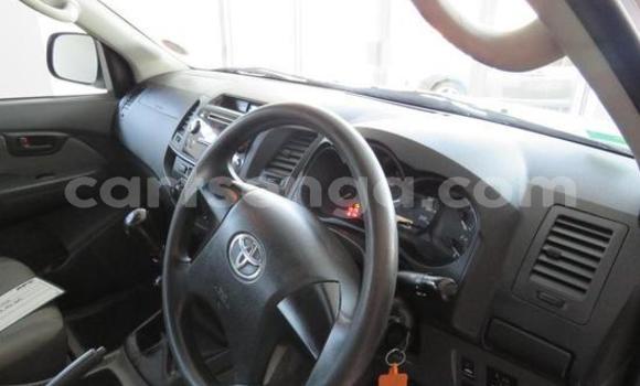 Buy Used Toyota Hilux White Car in Mbabane in Manzini Buy Used Toyota Hilux White Car in Mbabane in Manzini