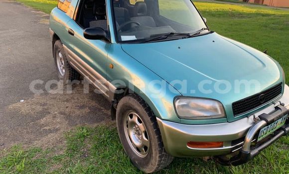 Nunua Ilio tumika Toyota RAV4 Green Gari ndani ya Manzini nchini Manzini Nunua Ilio tumika Toyota RAV4 Green Gari ndani ya Manzini nchini Manzini