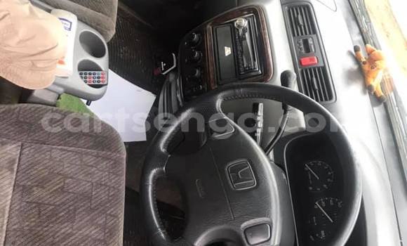 Nunua Ilio tumika Honda CR–V White Gari ndani ya Manzini nchini Manzini Nunua Ilio tumika Honda CR–V White Gari ndani ya Manzini nchini Manzini