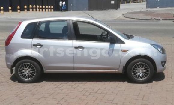 Nunua Ilio tumika Ford Fiesta Silver Gari ndani ya Bulembu nchini Hhohho Nunua Ilio tumika Ford Fiesta Silver Gari ndani ya Bulembu nchini Hhohho
