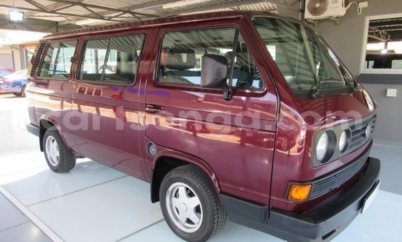 Buy Used Volkswagen Caravelle Other Car in Big Bend in Lubombo Buy Used Volkswagen Caravelle Other Car in Big Bend in Lubombo