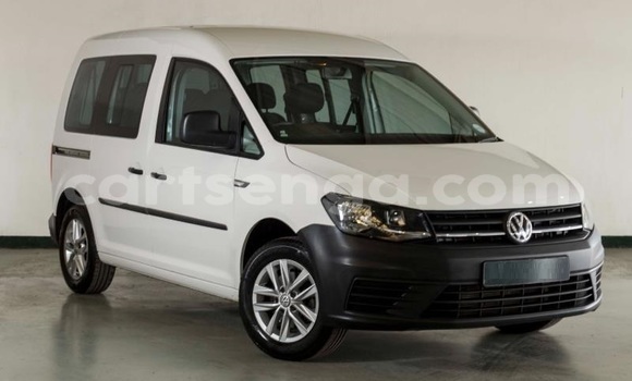 Buy Used Volkswagen Caddy White Car in Mbabane in Manzini Buy Used Volkswagen Caddy White Car in Mbabane in Manzini