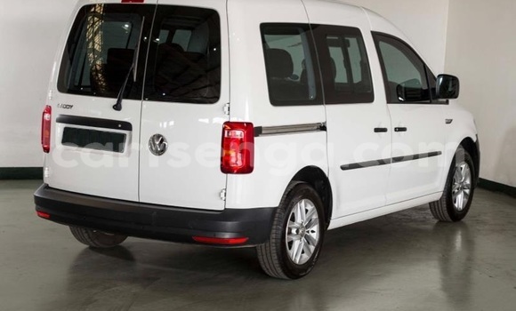 Buy Used Volkswagen Caddy White Car in Mbabane in Manzini Buy Used Volkswagen Caddy White Car in Mbabane in Manzini