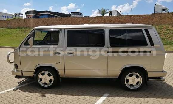 Nunua Ilio tumika Volkswagen Caravelle Other Gari ndani ya Mbabane nchini Manzini Nunua Ilio tumika Volkswagen Caravelle Other Gari ndani ya Mbabane nchini Manzini