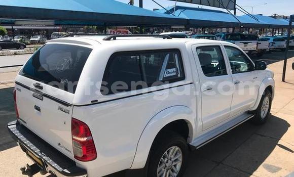 Acheter Occasion Voiture Toyota Hilux Blanc à Big Bend, Lubombo District Acheter Occasion Voiture Toyota Hilux Blanc à Big Bend, Lubombo District