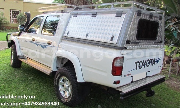 Acheter Occasion Voiture Toyota Hilux Blanc à Mbabane, Manzini