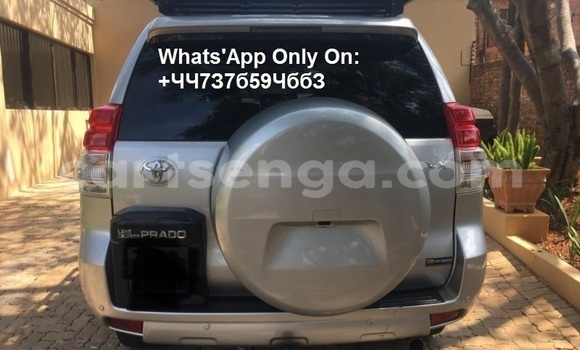Acheter Occasion Voiture Toyota Land Cruiser Prado Gris à Mbabane, Manzini Acheter Occasion Voiture Toyota Land Cruiser Prado Gris à Mbabane, Manzini