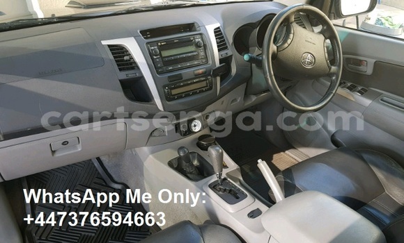 Nunua Ilio tumika Toyota Hilux Black Gari ndani ya Mbabane nchini Manzini Nunua Ilio tumika Toyota Hilux Black Gari ndani ya Mbabane nchini Manzini