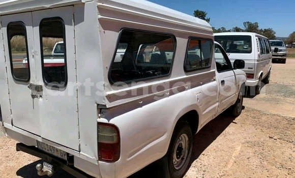 Buy Used Toyota Hilux White Car in Mbabane in Manzini Buy Used Toyota Hilux White Car in Mbabane in Manzini