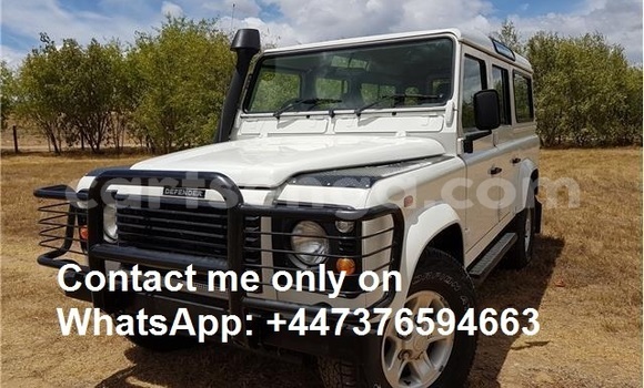 Buy Used Land Rover Defender White Car in Mbabane in Manzini Buy Used Land Rover Defender White Car in Mbabane in Manzini