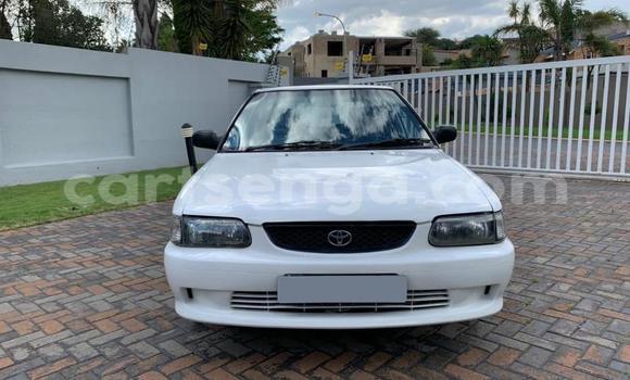 Nunua Ilio tumika Toyota Corolla White Gari ndani ya Bulembu nchini Hhohho Nunua Ilio tumika Toyota Corolla White Gari ndani ya Bulembu nchini Hhohho