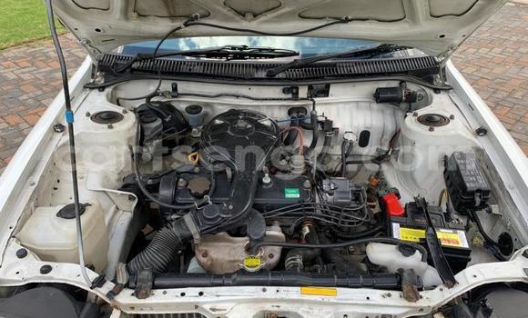 Nunua Ilio tumika Toyota Corolla White Gari ndani ya Bulembu nchini Hhohho Nunua Ilio tumika Toyota Corolla White Gari ndani ya Bulembu nchini Hhohho