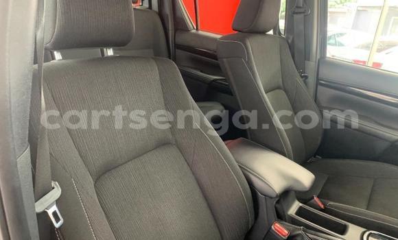 Acheter Occasion Voiture Toyota Hilux Blanc à Bulembu, Hhohho Acheter Occasion Voiture Toyota Hilux Blanc à Bulembu, Hhohho