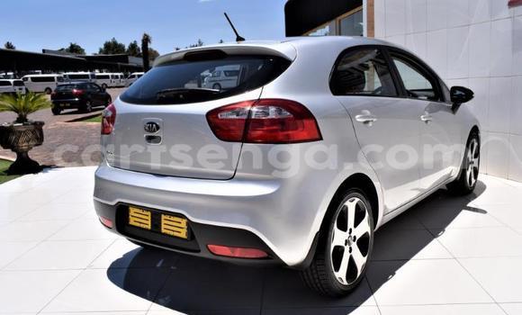 Nunua Ilio tumika Kia Rio Silver Gari ndani ya Bulembu nchini Hhohho Nunua Ilio tumika Kia Rio Silver Gari ndani ya Bulembu nchini Hhohho