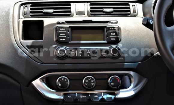 Nunua Ilio tumika Kia Rio Silver Gari ndani ya Bulembu nchini Hhohho Nunua Ilio tumika Kia Rio Silver Gari ndani ya Bulembu nchini Hhohho