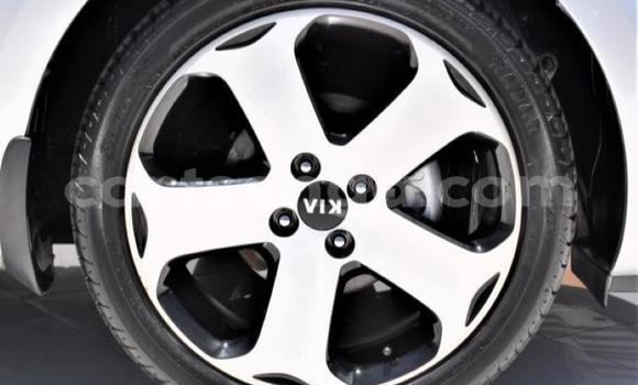 Nunua Ilio tumika Kia Rio Silver Gari ndani ya Bulembu nchini Hhohho Nunua Ilio tumika Kia Rio Silver Gari ndani ya Bulembu nchini Hhohho