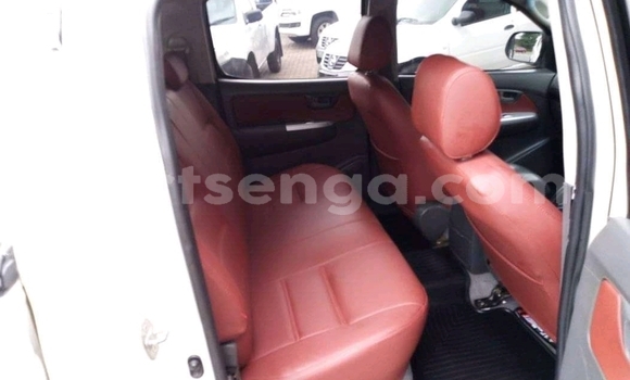Buy Used Toyota Hilux White Car in Mbabane in Manzini Buy Used Toyota Hilux White Car in Mbabane in Manzini