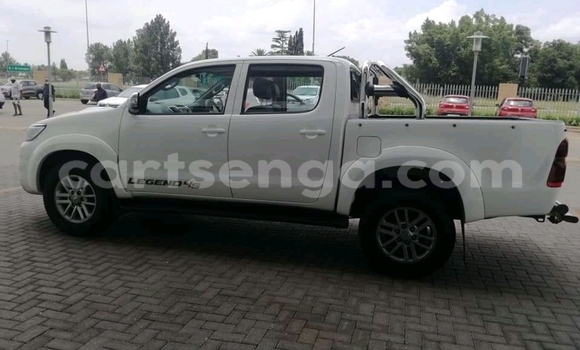 Buy Used Toyota Hilux White Car in Mbabane in Manzini Buy Used Toyota Hilux White Car in Mbabane in Manzini