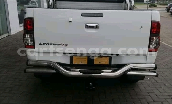 Buy Used Toyota Hilux White Car in Mbabane in Manzini Buy Used Toyota Hilux White Car in Mbabane in Manzini