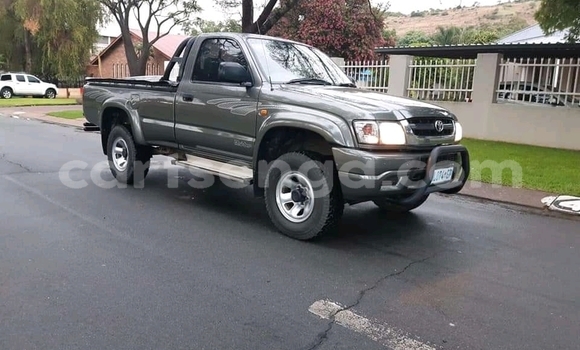 Buy Used Toyota Hilux Silver Car in Mbabane in Manzini Buy Used Toyota Hilux Silver Car in Mbabane in Manzini