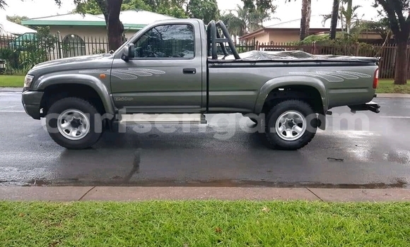 Buy Used Toyota Hilux Silver Car in Mbabane in Manzini Buy Used Toyota Hilux Silver Car in Mbabane in Manzini