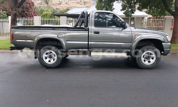 Buy Used Toyota Hilux Silver Car in Mbabane in Manzini Buy Used Toyota Hilux Silver Car in Mbabane in Manzini