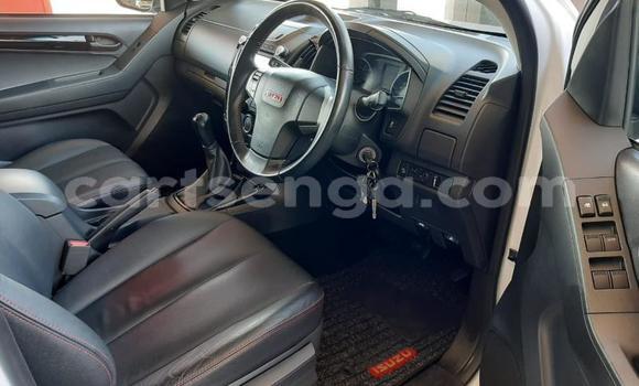 Acheter Occasion Voiture Isuzu KB Blanc à Mbabane, Manzini Acheter Occasion Voiture Isuzu KB Blanc à Mbabane, Manzini