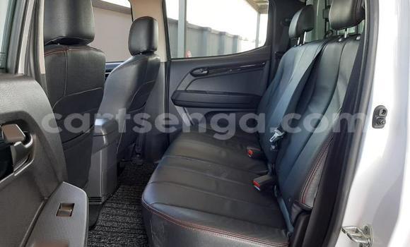 Acheter Occasion Voiture Isuzu KB Blanc à Mbabane, Manzini Acheter Occasion Voiture Isuzu KB Blanc à Mbabane, Manzini