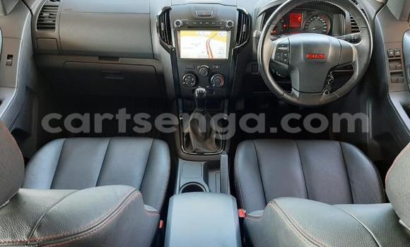 Acheter Occasion Voiture Isuzu KB Blanc à Mbabane, Manzini Acheter Occasion Voiture Isuzu KB Blanc à Mbabane, Manzini