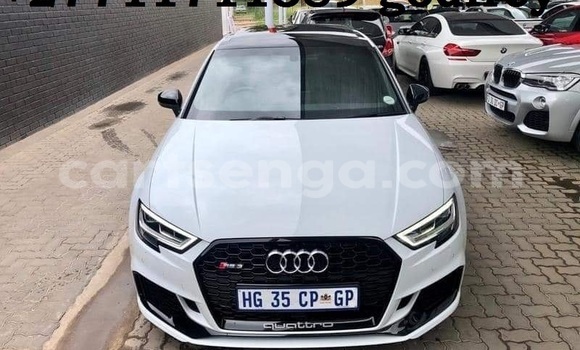 Acheter Occasion Voiture Audi RS3 Blanc à Mbabane, Manzini Acheter Occasion Voiture Audi RS3 Blanc à Mbabane, Manzini