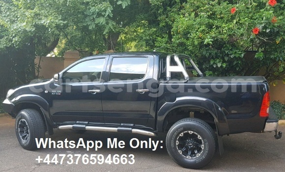 Buy Used Toyota Hilux Black Car in Mbabane in Manzini Buy Used Toyota Hilux Black Car in Mbabane in Manzini