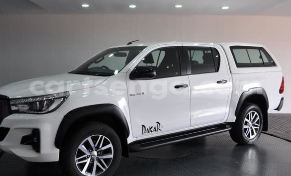 Buy Used Toyota Hilux White Car in Mbabane in Manzini Buy Used Toyota Hilux White Car in Mbabane in Manzini