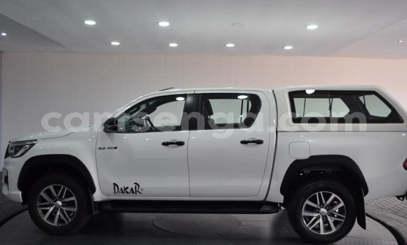 Buy Used Toyota Hilux White Car in Mbabane in Manzini Buy Used Toyota Hilux White Car in Mbabane in Manzini