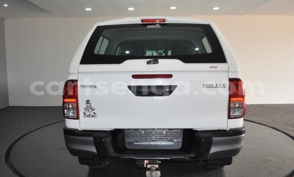 Buy Used Toyota Hilux White Car in Mbabane in Manzini Buy Used Toyota Hilux White Car in Mbabane in Manzini
