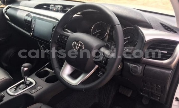Buy Used Toyota Hilux White Car in Mbabane in Manzini Buy Used Toyota Hilux White Car in Mbabane in Manzini