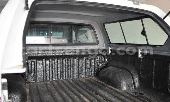 Buy Used Toyota Hilux White Car in Mbabane in Manzini Buy Used Toyota Hilux White Car in Mbabane in Manzini