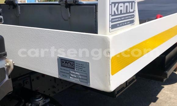 Nunua Ilio tumika Isuzu FTR 850 White Lori ndani ya Ezulwini nchini Hhohho Nunua Ilio tumika Isuzu FTR 850 White Lori ndani ya Ezulwini nchini Hhohho