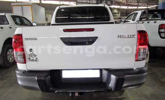Buy Used Toyota Hilux White Car in Mbabane in Manzini Buy Used Toyota Hilux White Car in Mbabane in Manzini