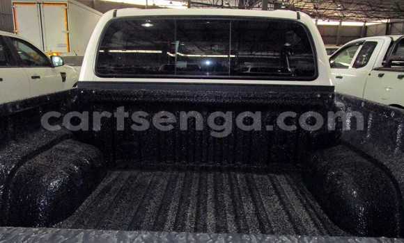 Buy Used Toyota Hilux White Car in Mbabane in Manzini Buy Used Toyota Hilux White Car in Mbabane in Manzini