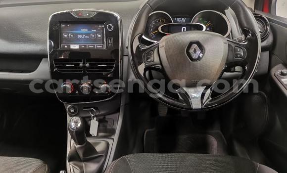 Buy Used Renault Clio Beige Car in Mbabane in Manzini Buy Used Renault Clio Beige Car in Mbabane in Manzini