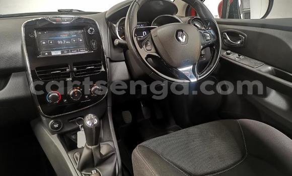 Buy Used Renault Clio Beige Car in Mbabane in Manzini Buy Used Renault Clio Beige Car in Mbabane in Manzini