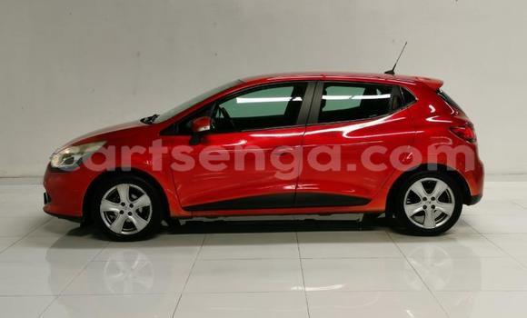 Buy Used Renault Clio Beige Car in Mbabane in Manzini Buy Used Renault Clio Beige Car in Mbabane in Manzini